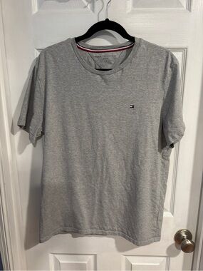 Tommy Hilfiger Men's Short Sleeve Crew Neck T-Shirt - Light Gray